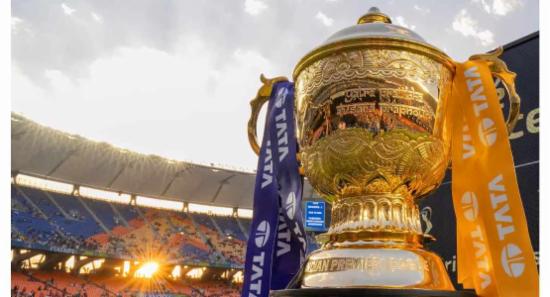 IPL 2025 අතහැර දමයි...